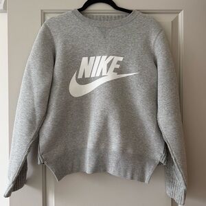 Nike Gray Sweatshirt with Cable Knit Back